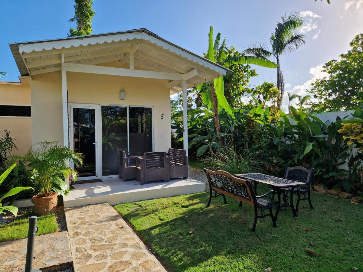 Hotel Enjoy Las Terrenas Bagian luar foto