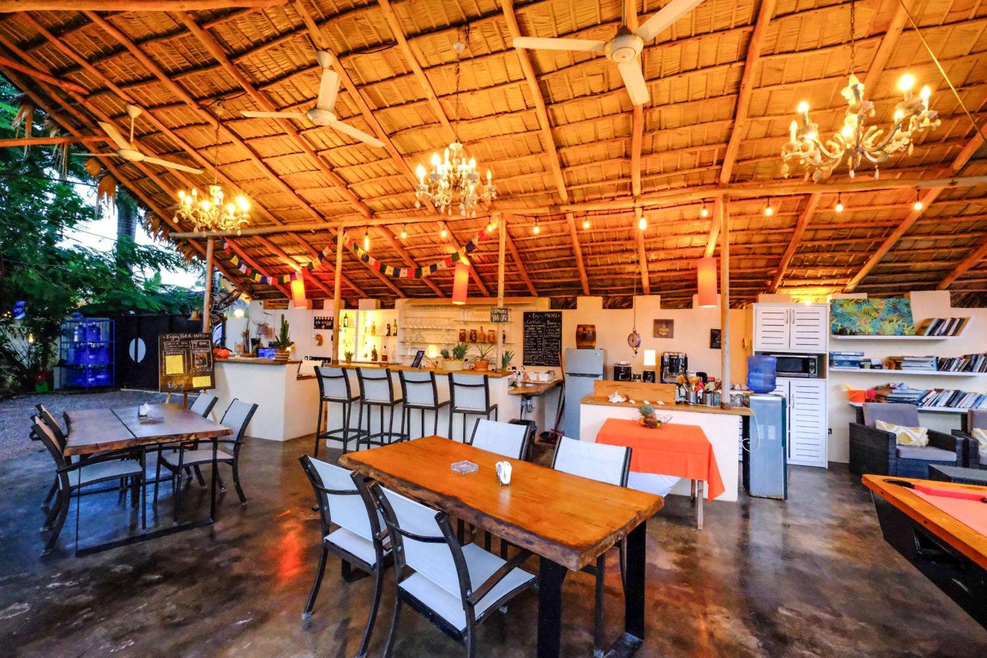 Hotel Enjoy Las Terrenas Bagian luar foto