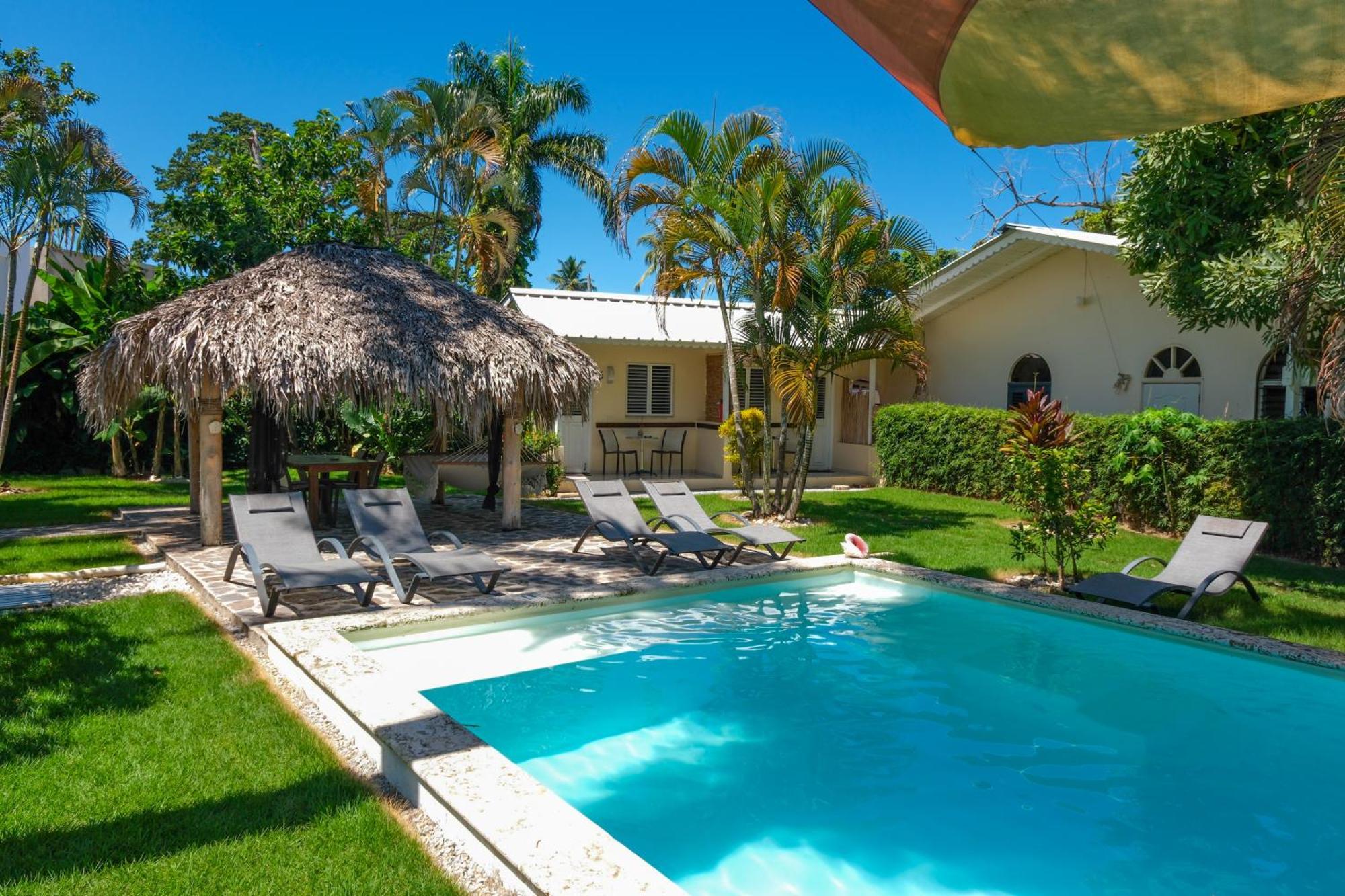 Hotel Enjoy Las Terrenas Bagian luar foto