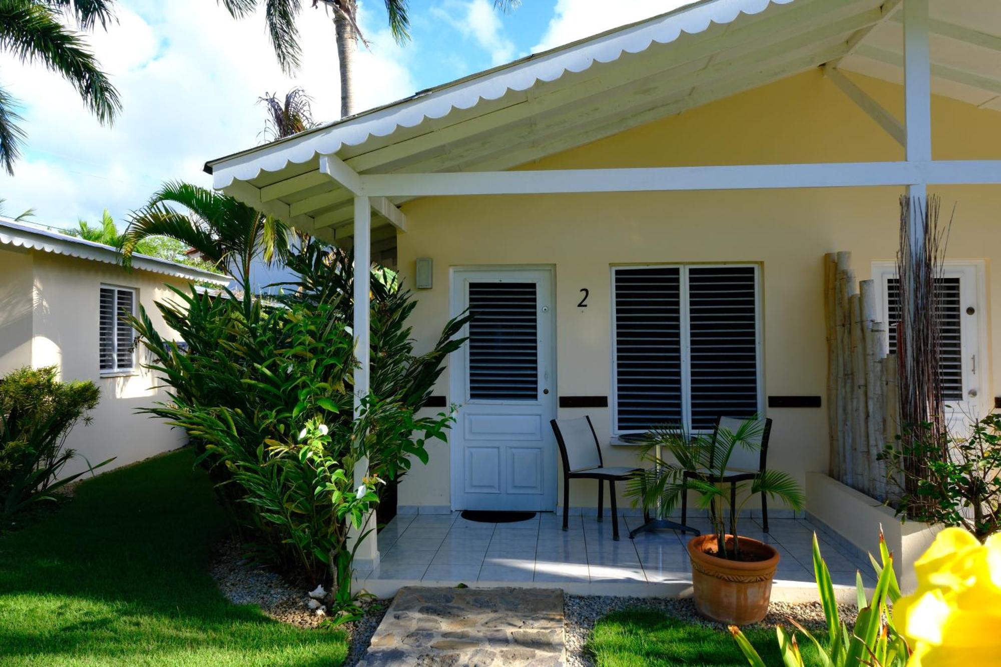 Hotel Enjoy Las Terrenas Bagian luar foto