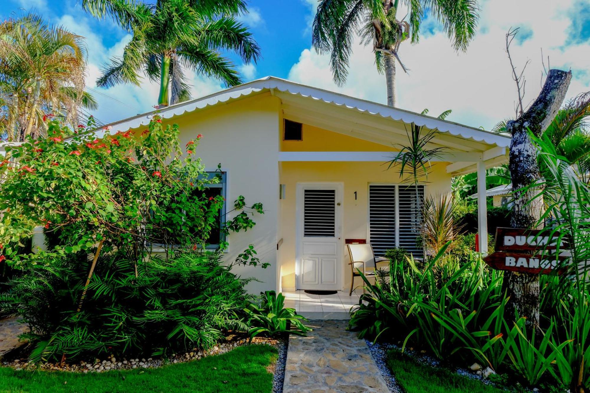 Hotel Enjoy Las Terrenas Bagian luar foto